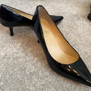 IVANKA TRUMP BLACK HEELS
